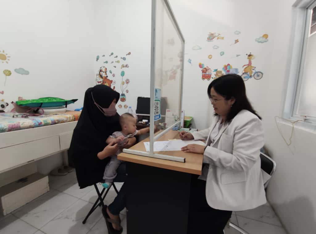 Praktek Poli Anak